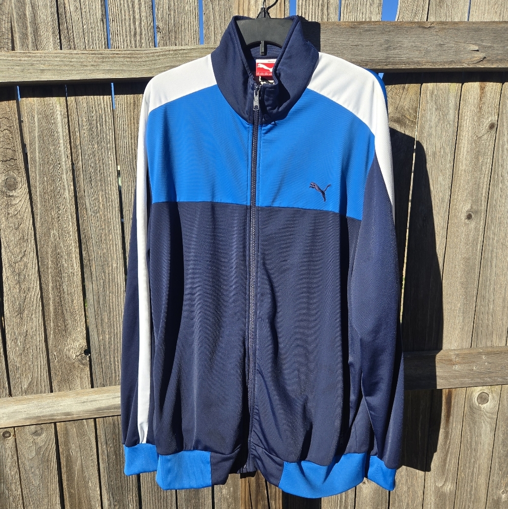 Puma Men's Navy, White, and Blue Jogging Suit